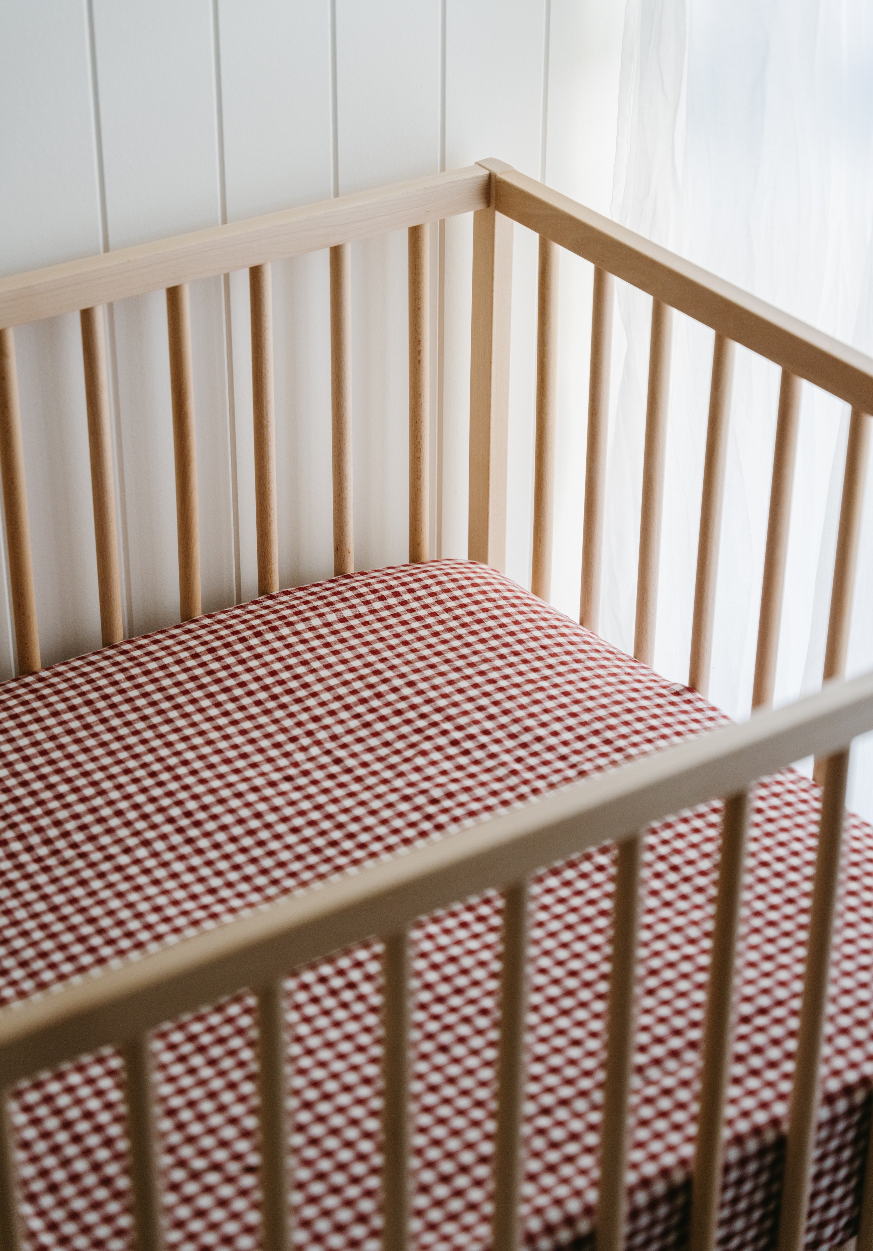 Mulberry Gingham Linen Bassinet Sheet