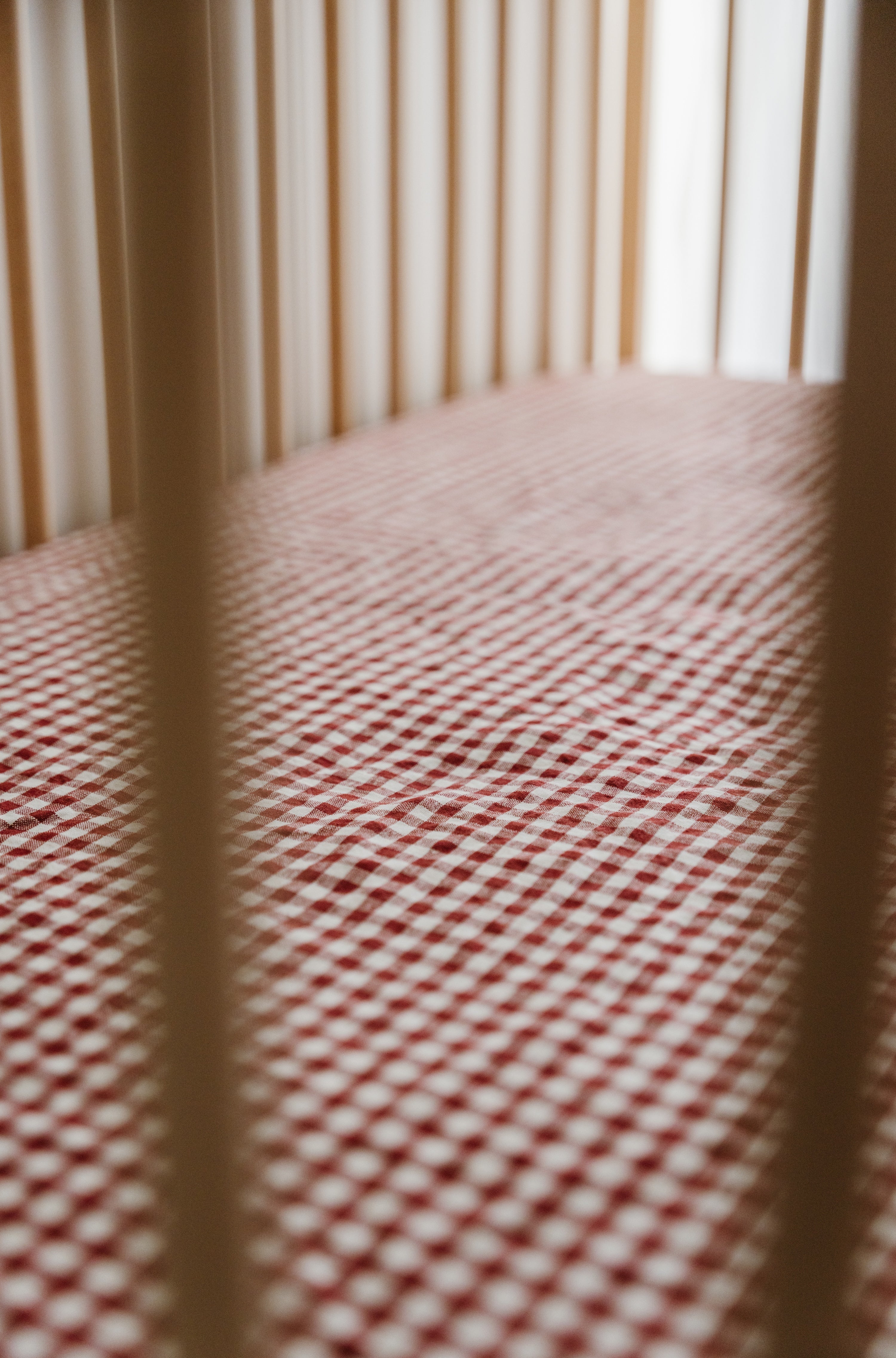 Mulberry Gingham Linen Bassinet Sheet