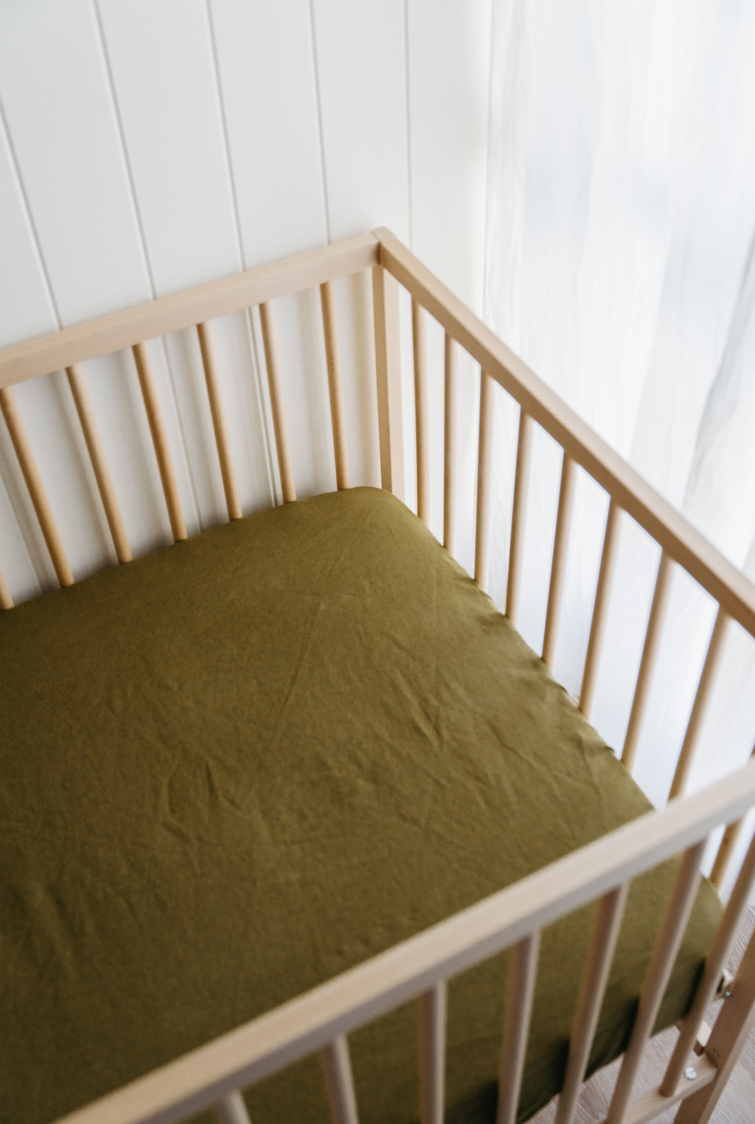 Olive Linen Bassinet Sheet