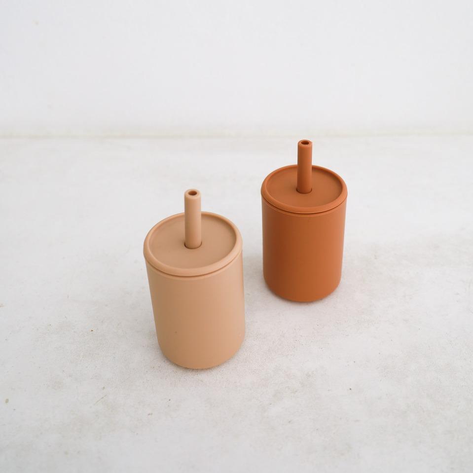 
                  
                    Cinnamon/Nude Cup Set
                  
                