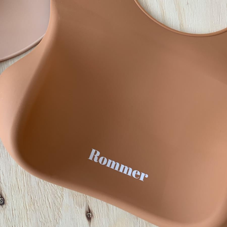
                  
                    Cinnamon bib - Rommer
                  
                